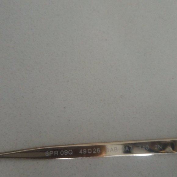 PRADA Luxury Black Sunglasses - Picture 6 of 7